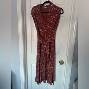 Boden Maroon Brown sleeveless A-line Dress with belt and pockets.